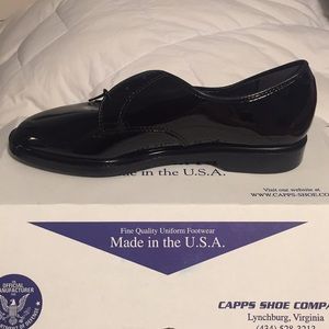 Shiny oxford dress shoes